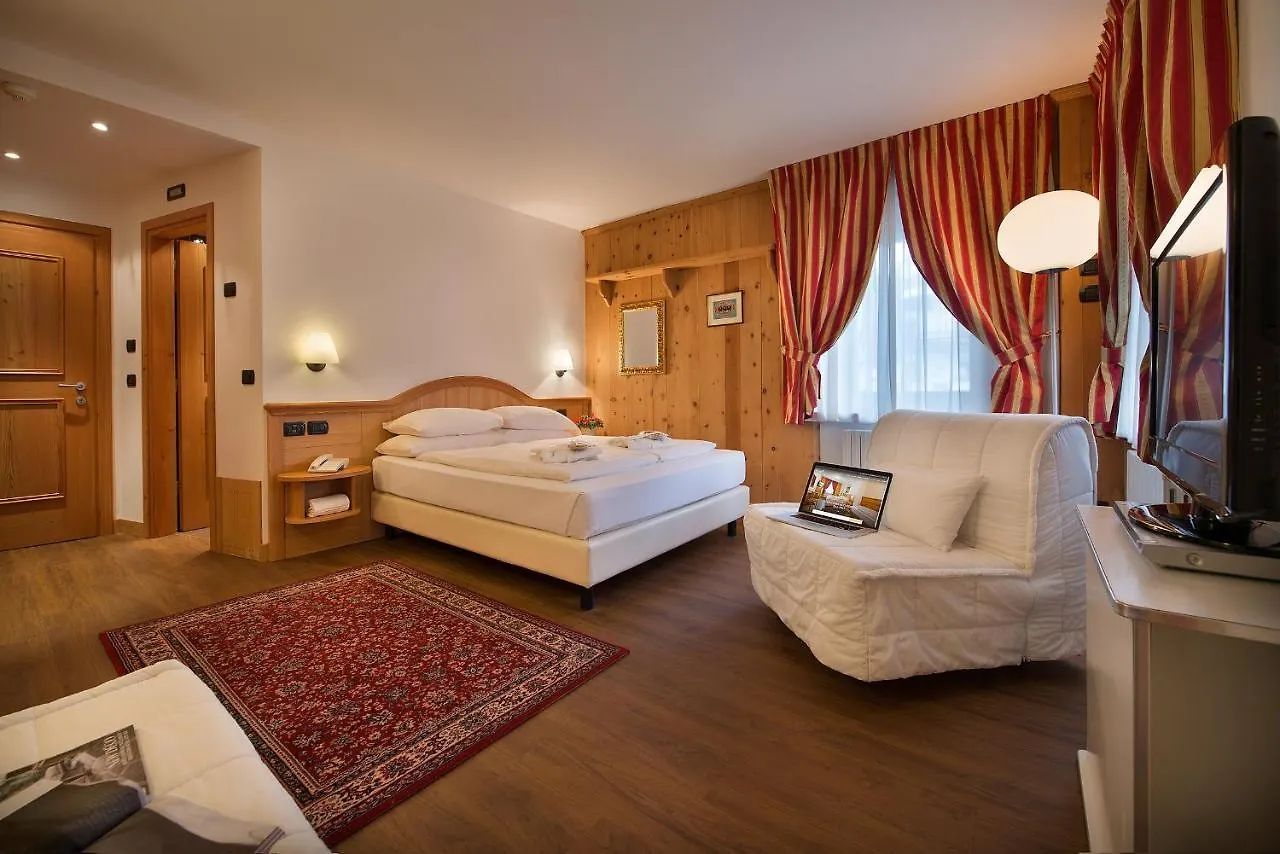 Hotel Livigno 3*,