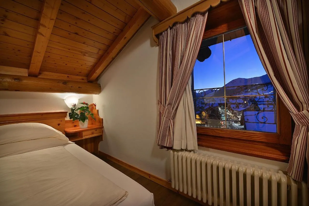 ***  Hotel Livigno Italy